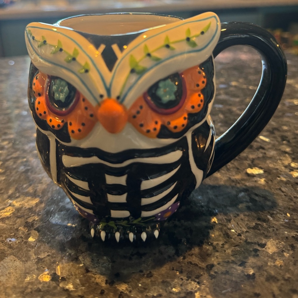 BN unused owl skeleton flower mug